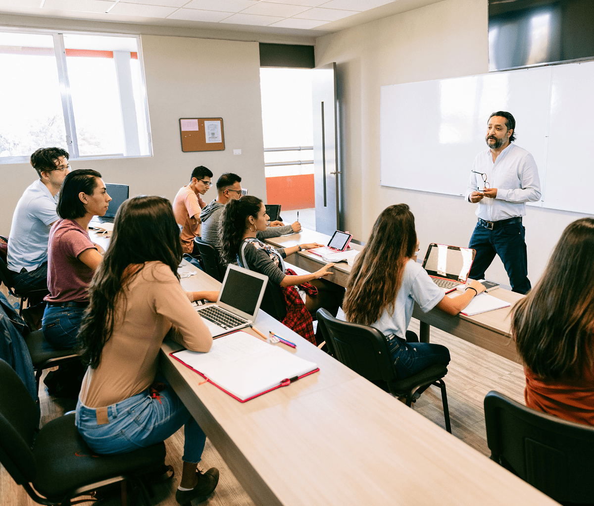 BA (Hons) Business and Enterprise with Foundation Year in Business